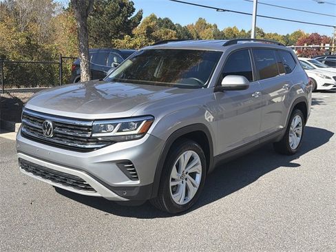 Used 2021 Volkswagen Atlas SE image 3