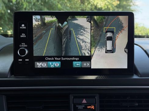 Used 2025 Honda Pilot Black Edition image 19