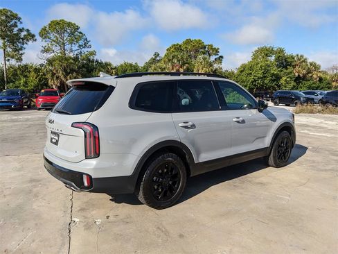 Certified 2025 Kia Telluride SX Prestige X-Pro image 9