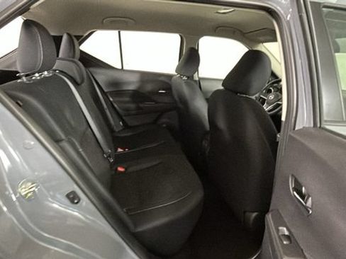 Used 2023 Nissan Kicks SV FWD image 29