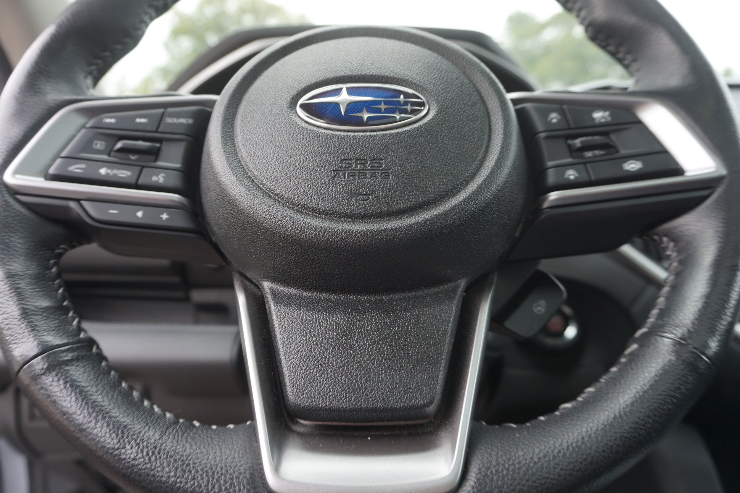 Used 2023 Subaru Ascent Limited w/ Technology Package AWD/4WD image 18