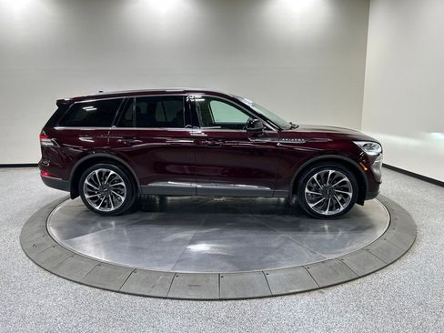 Used 2020 Lincoln Aviator Reserve w/ Equipment Group 202A AWD/4WD image 5