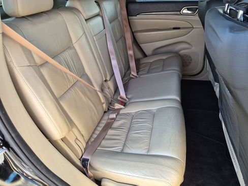 Used 2014 Jeep Grand Cherokee Limited w/ Trailer Tow Group IV AWD/4WD image 30