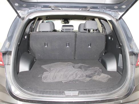 Used 2023 Hyundai Santa Fe SE AWD/4WD image 12