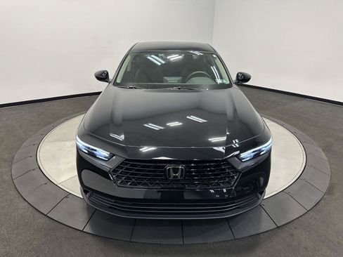 Certified 2023 Honda Accord EX image 3