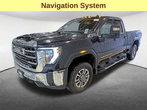 Used 2024 GMC Sierra 2500 SLE w/ SLE Value Package image 4