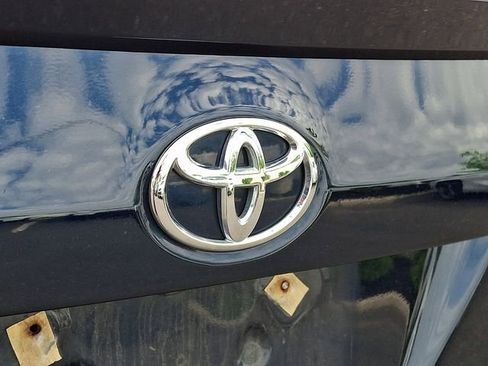 Used 2018 Toyota Corolla SE FWD image 29