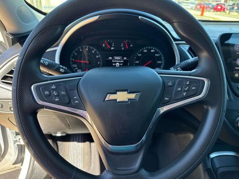 Used 2023 Chevrolet Malibu LT image 24