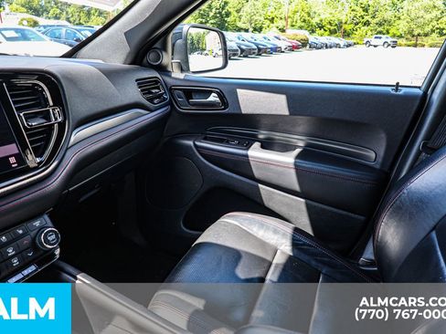 Used 2024 Dodge Durango GT RWD image 46