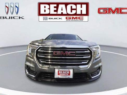 Used 2024 GMC Terrain SLT image 8