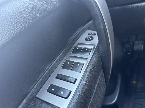 Used 2013 Chevrolet Silverado 2500 LT AWD/4WD image 18