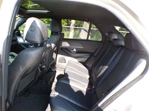 Used 2020 Mercedes-Benz GLE 350 4MATIC image 19