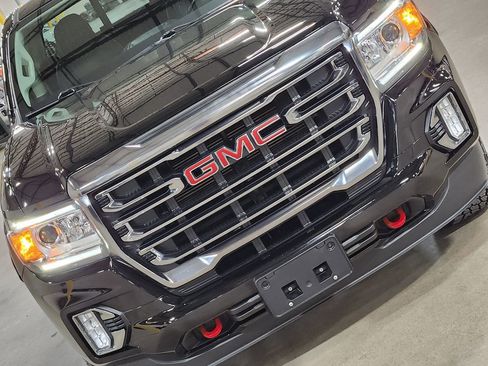 Used 2022 GMC Canyon AT4 image 19