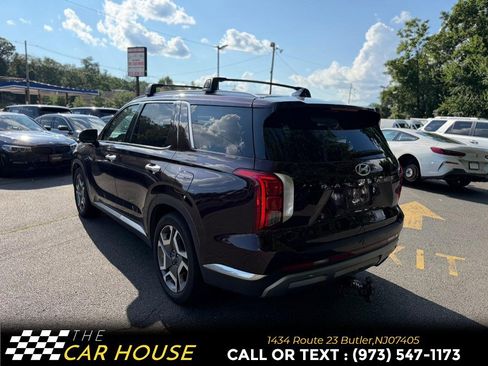 Used 2024 Hyundai Palisade Limited AWD/4WD image 11