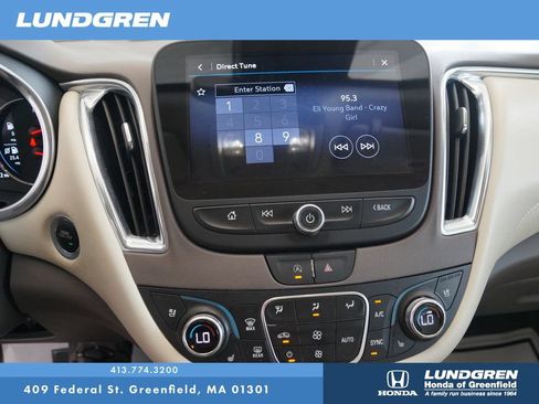 Used 2024 Chevrolet Malibu LT FWD image 23