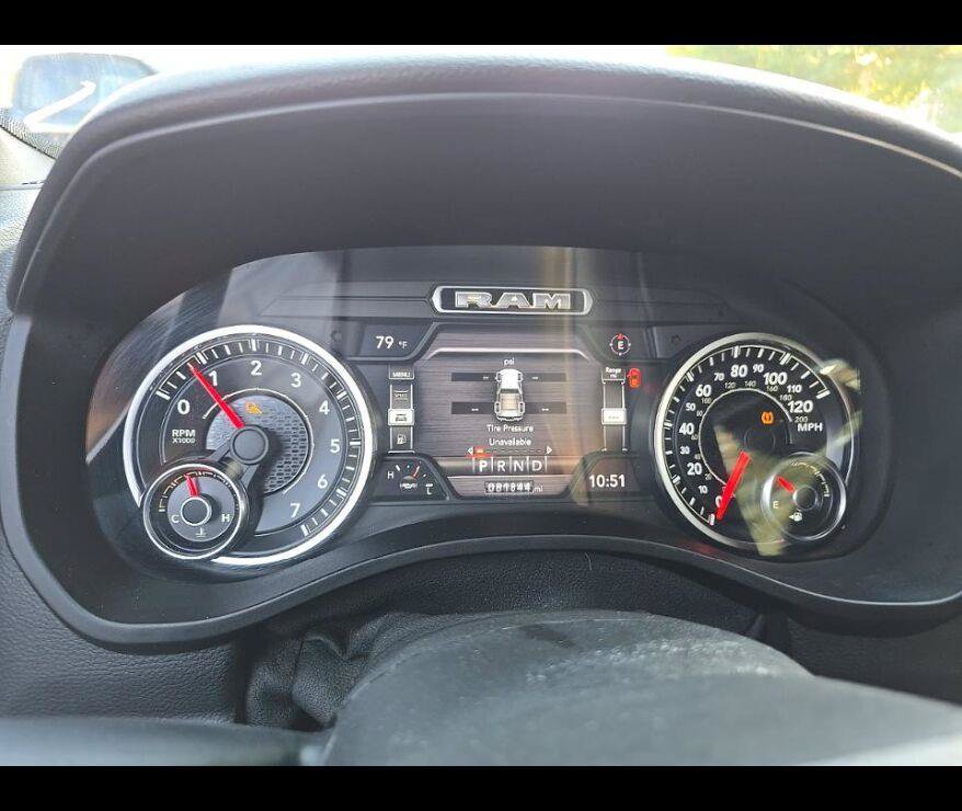 Used 2019 RAM 1500 Big Horn AWD/4WD image 5