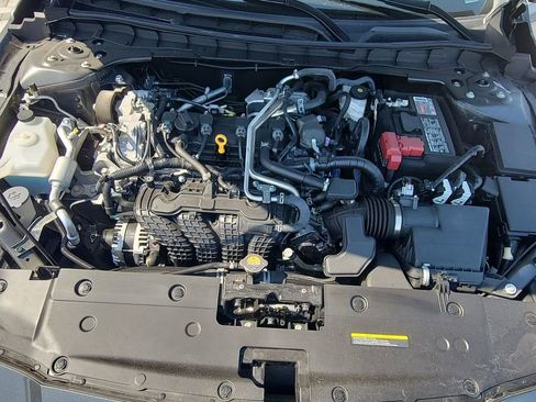 Used 2025 Nissan Altima 2.5 S FWD image 28