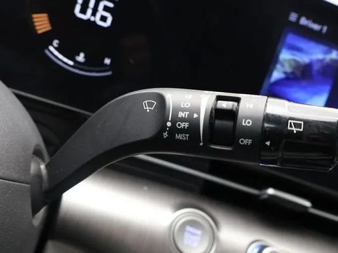 Used 2024 Hyundai Kona SEL FWD image 26