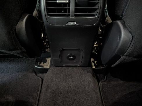 Used 2025 Ford Escape Active image 10