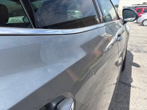 Used 2025 Buick Envision Preferred image 9