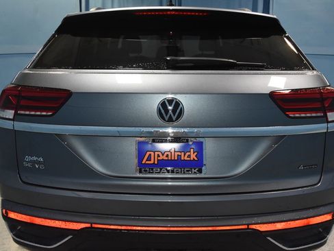 Used 2023 Volkswagen Atlas Cross Sport SE w/ Panoramic Sunroof Package image 28