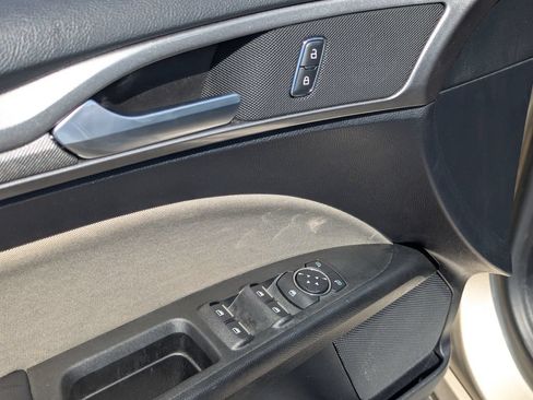 Used 2019 Ford Fusion S FWD image 26