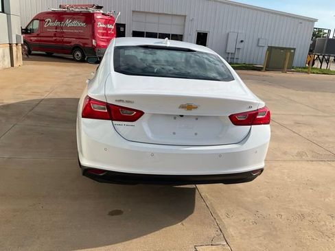 Used 2024 Chevrolet Malibu LT FWD image 38