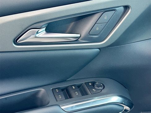 New 2026 Chevrolet Traverse LT w/ Midnight/Sport Edition image 12