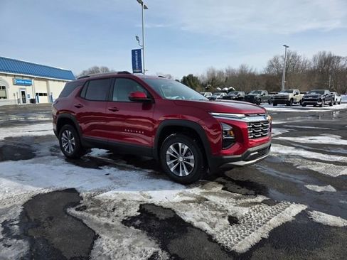 New 2026 Chevrolet Equinox LT w/ Convenience Package II image 7