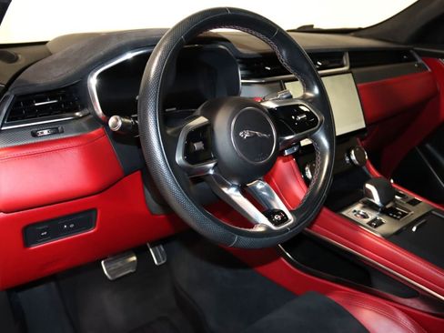 Used 2022 Jaguar F-PACE SVR AWD/4WD image 39