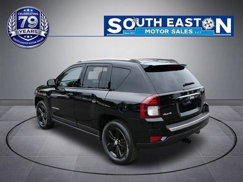 Used 2017 Jeep Compass High Altitude AWD/4WD image 5