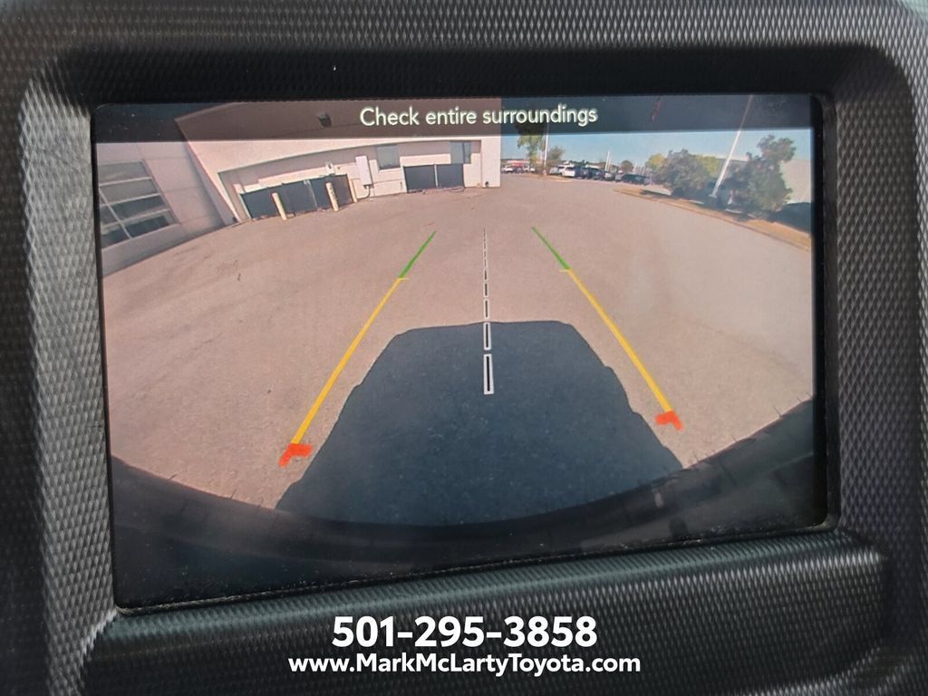 Used 2021 Jeep Wrangler Unlimited Sahara AWD/4WD image 18