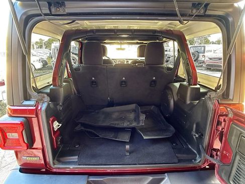 Used 2021 Jeep Wrangler Unlimited Sport AWD/4WD image 30