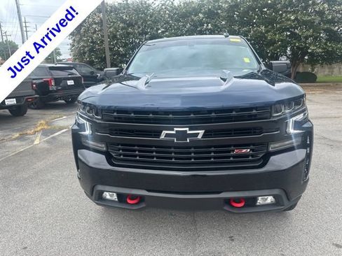 Used 2021 Chevrolet Silverado 1500 LT Trail Boss w/ Bed Protection Package AWD/4WD image 9