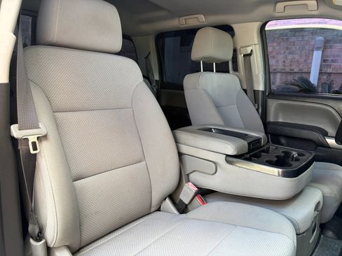 Used 2018 Chevrolet Silverado 1500 LT w/ Texas Edition AWD/4WD image 19