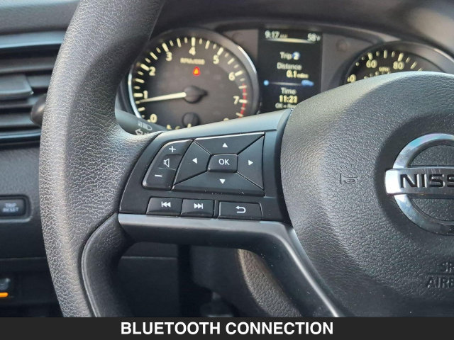 Used 2017 Nissan Rogue S AWD/4WD image 18