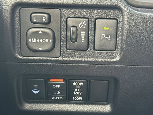 Used 2017 Toyota 4Runner Limited image 36