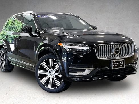 Certified 2023 Volvo XC90 B6 Ultimate w/ Protection Package Premier AWD/4WD image 3