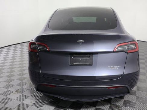 Used 2023 Tesla Model Y Long Range image 7
