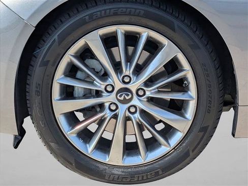 Used 2019 INFINITI Q50 Luxe RWD image 24