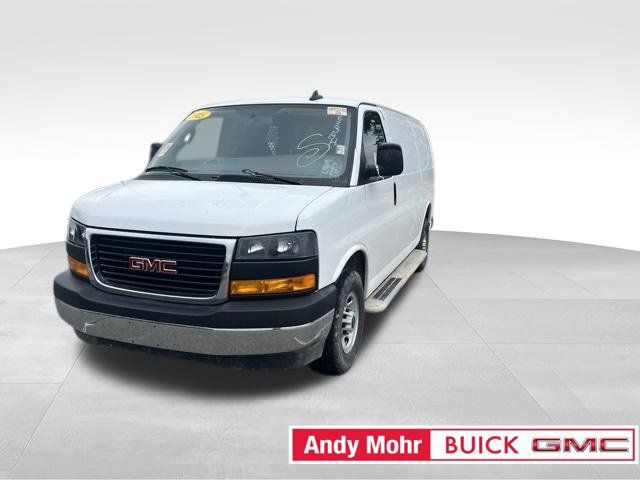Used 2025 GMC Savana 2500 w/ Driver Convenience Package RWD image 13