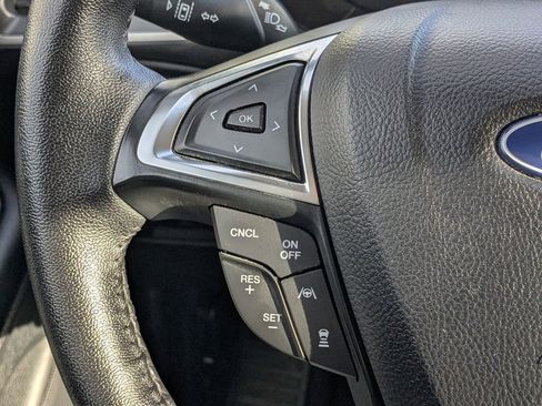 Used 2024 Ford Edge SEL image 23