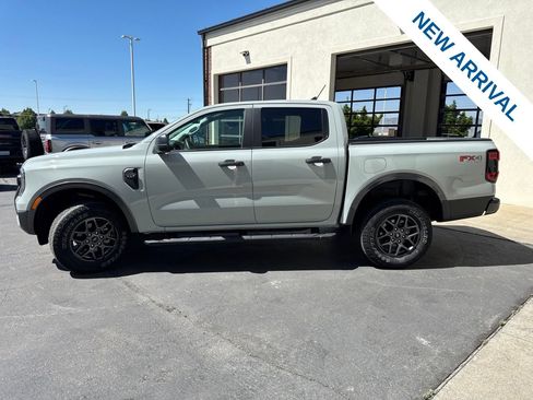 Used 2024 Ford Ranger XLT w/ FX4 Off-Road Package AWD/4WD image 4