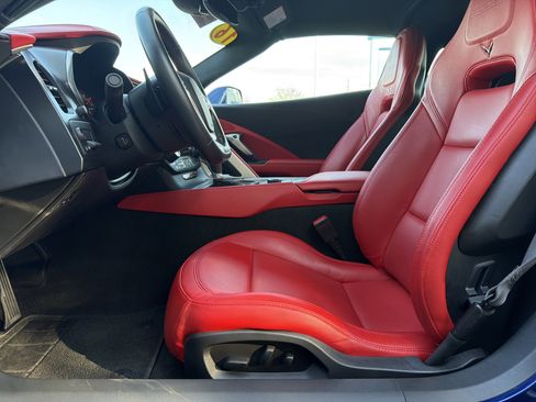 Used 2016 Chevrolet Corvette Z06 w/ 3LZ Preferred Equipment Group image 15