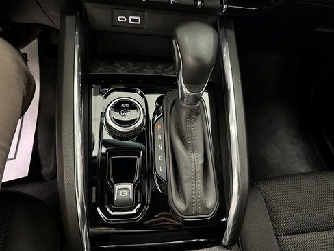 Certified 2024 GMC Canyon Elevation w/ Convenience Package image 26