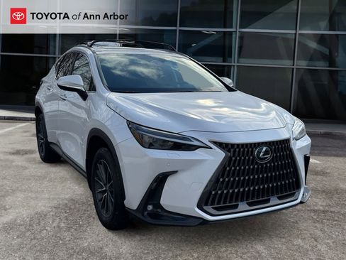 Used 2024 Lexus NX 300h AWD w/ Luxury Package image 1