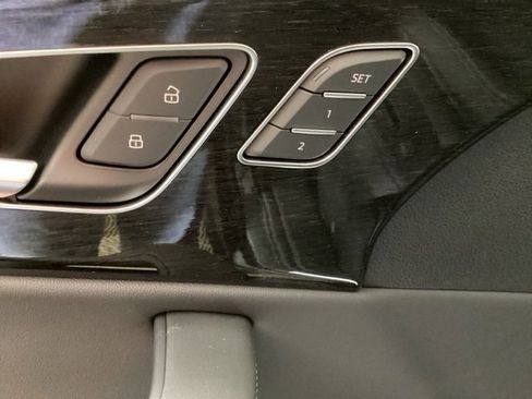 New 2026 Audi Q8 Premium Plus image 16