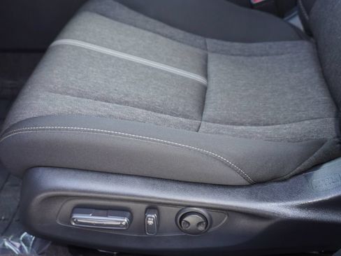 Used 2025 Honda Accord Sport image 11