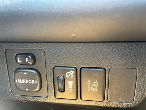 Used 2018 Toyota RAV4 Limited w/ All Weather Liner Package AWD/4WD image 25