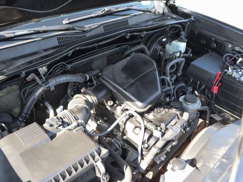 Used 2016 Toyota Tacoma SR w/ SR Convenience Package AWD/4WD image 13